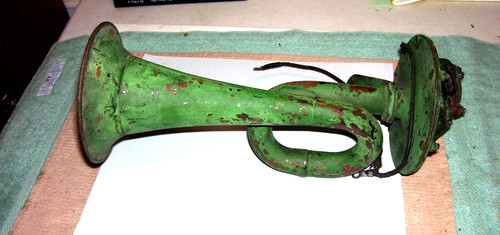 Vintage Antique Automobile Horn, 14", Trumpet Bugle Shaped, Solid, Untested