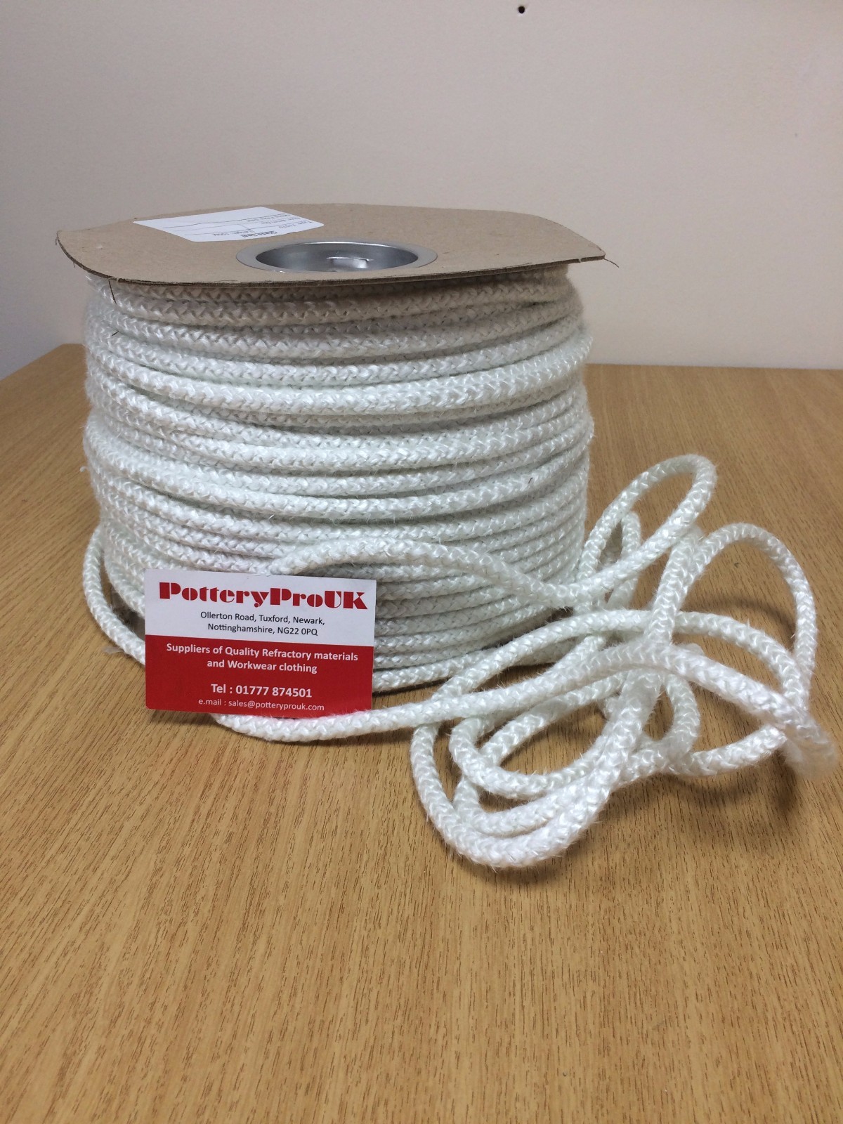 8mm STOVE ROPE WHITE QUALITY GLASS FIBRE ROPE SEAL LAGGING WOOD BURNER OVEN eBay