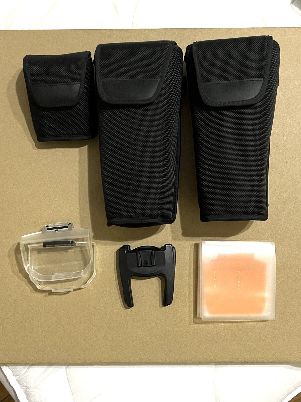 2 Canon 600EXRT Speedlites & STE3RT Wireless Controller 13803142471