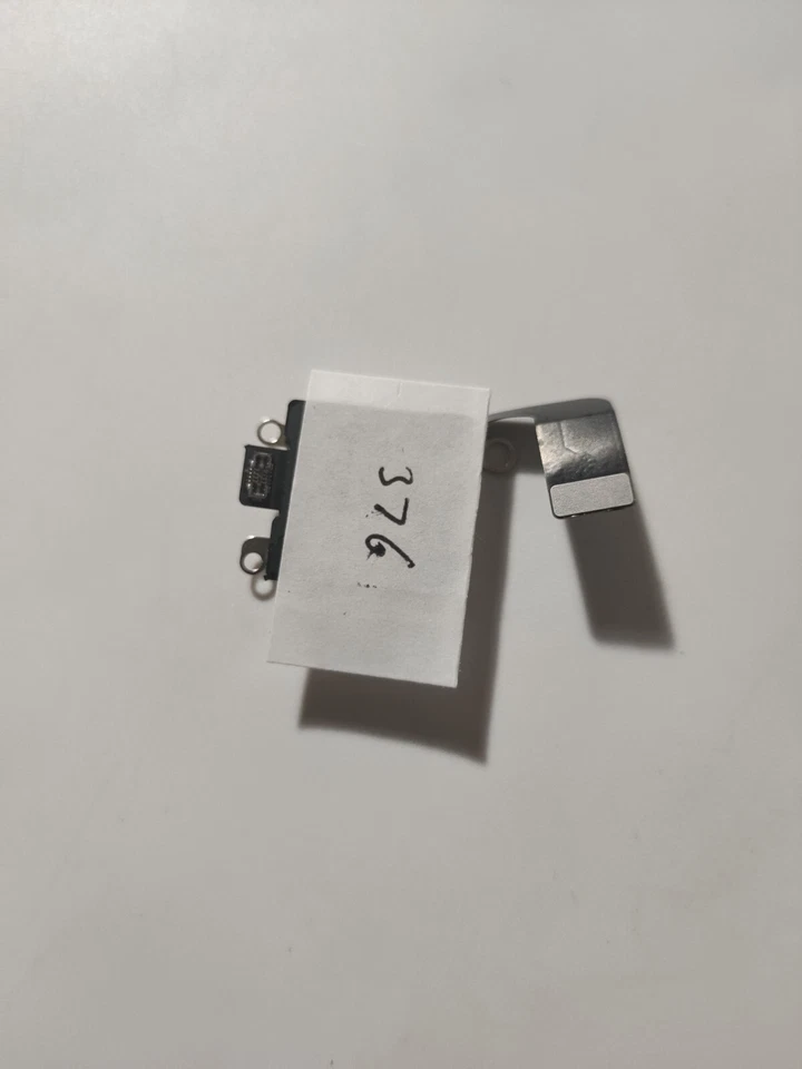 Original Sim Reader For iPhone 14 Very Good condition ref:376 - Image 2 of 2