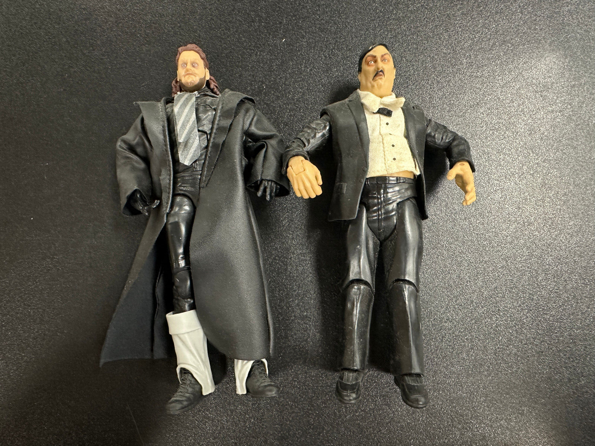 WWE Undertaker & Paul Bearer Action Figure | eBay