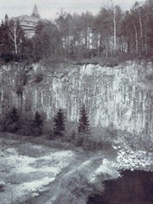 Lauban/ Lubań- Der aufgelassene Steinbruch mit dem Steinberghaus 1931