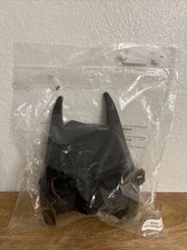 BATMAN HARD PLASTIC BLACK HALLOWEEN FACE MASK NEW SEALED 