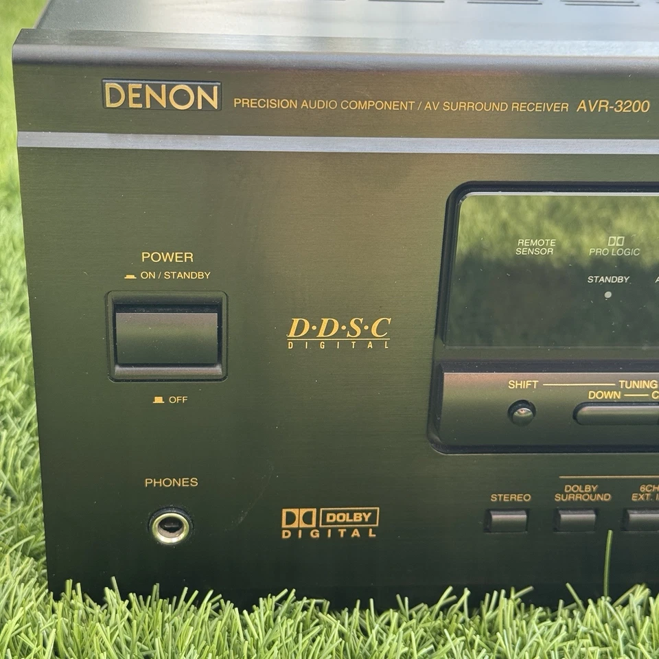 Denon AVR-3200 AV Surround Receiver Dolby Digital 5.1 Home Theater - For Parts - Image 2 of 4