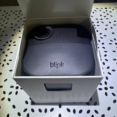 Blink Outdoor 4 Wireless HD Überwachungskamera 2 Jahre Akku *SYNC MODUL NOT INC*