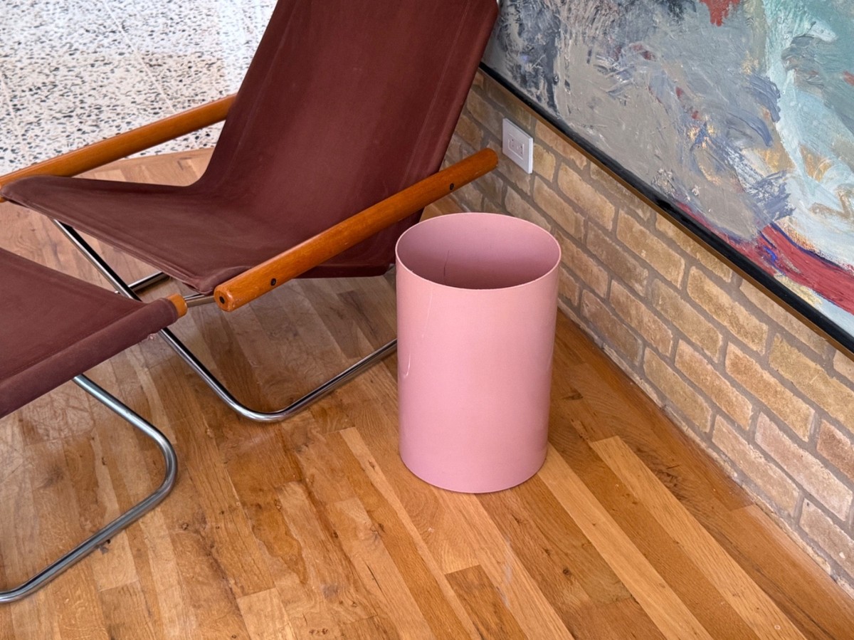 Kartell”Waste Basket スペースエイジ Pink Kartell Space Age Plastic Waste Basket Trash Can Paper