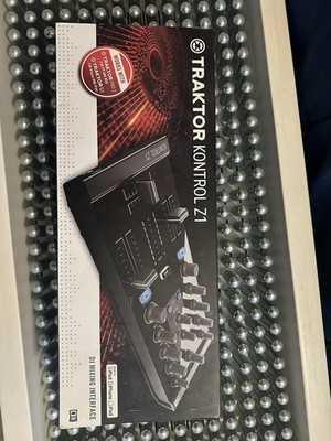 Native Instruments Traktor Kontrol Z1 DJ Mixing Interface