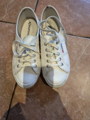 Superga 2750