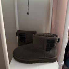 UGG Women's Classic Mini Logo Boots Gray