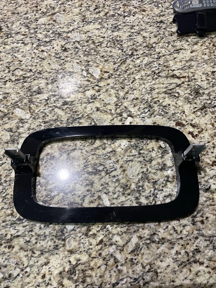 Soporte de TV Sharp LC-39LE551U con soporte de tornillos solo pieza # 1713-0401-8010 Foto 4 de 4