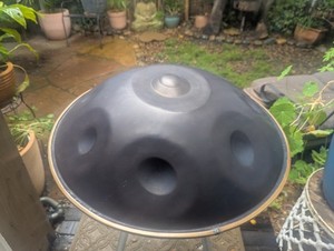Handpan (Radix) D harmonic minor, by Colin Foulke