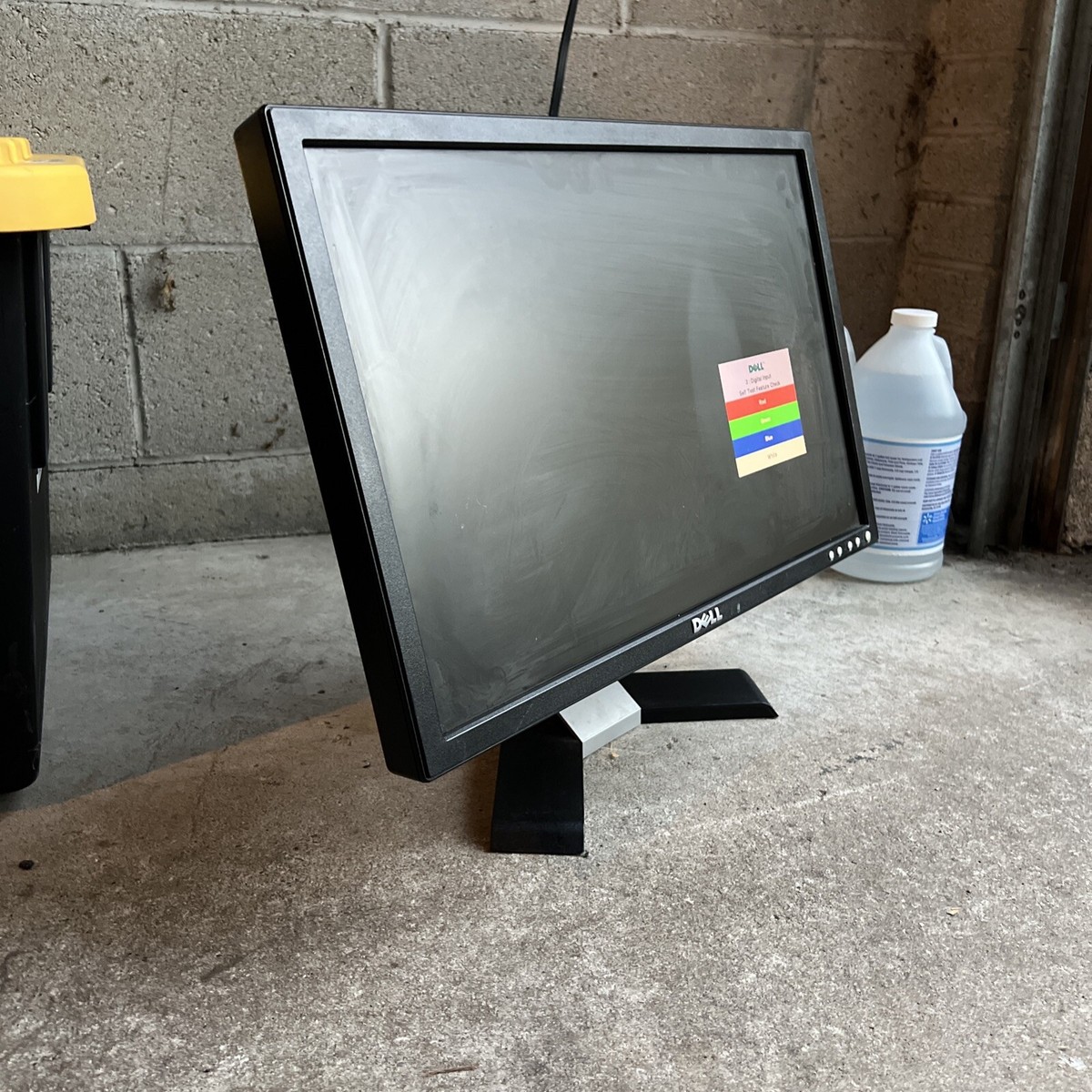 E207WFPC Dell 20-inch Widescreen 1680 x 1050 at 60Hz Flat Panel