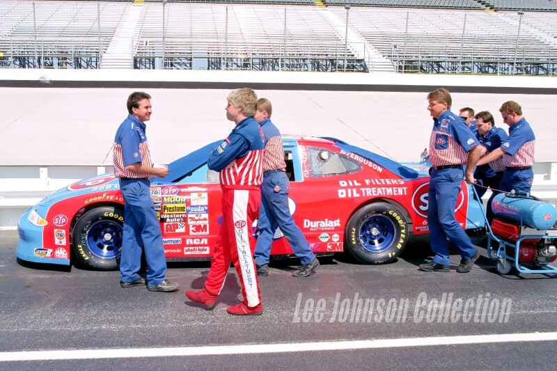 1996 Bobby Hamilton  - 4x6 photo - Free Shipping