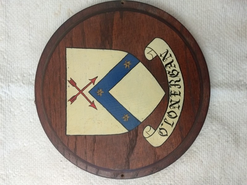 Vintage hand painted O'Lonergan coat of arms family crest.