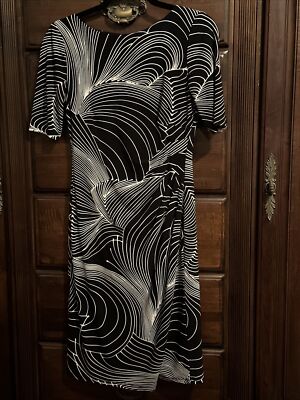 anne klein short dresses Petite V-Neck Ruffle Sleeve Dress