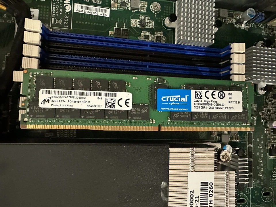 Tyan Thunder HX Server 1U Rackmount C621 2.5 LGA3647 AMD EPYC 7401P 128 GB RAM - Image 4 of 4