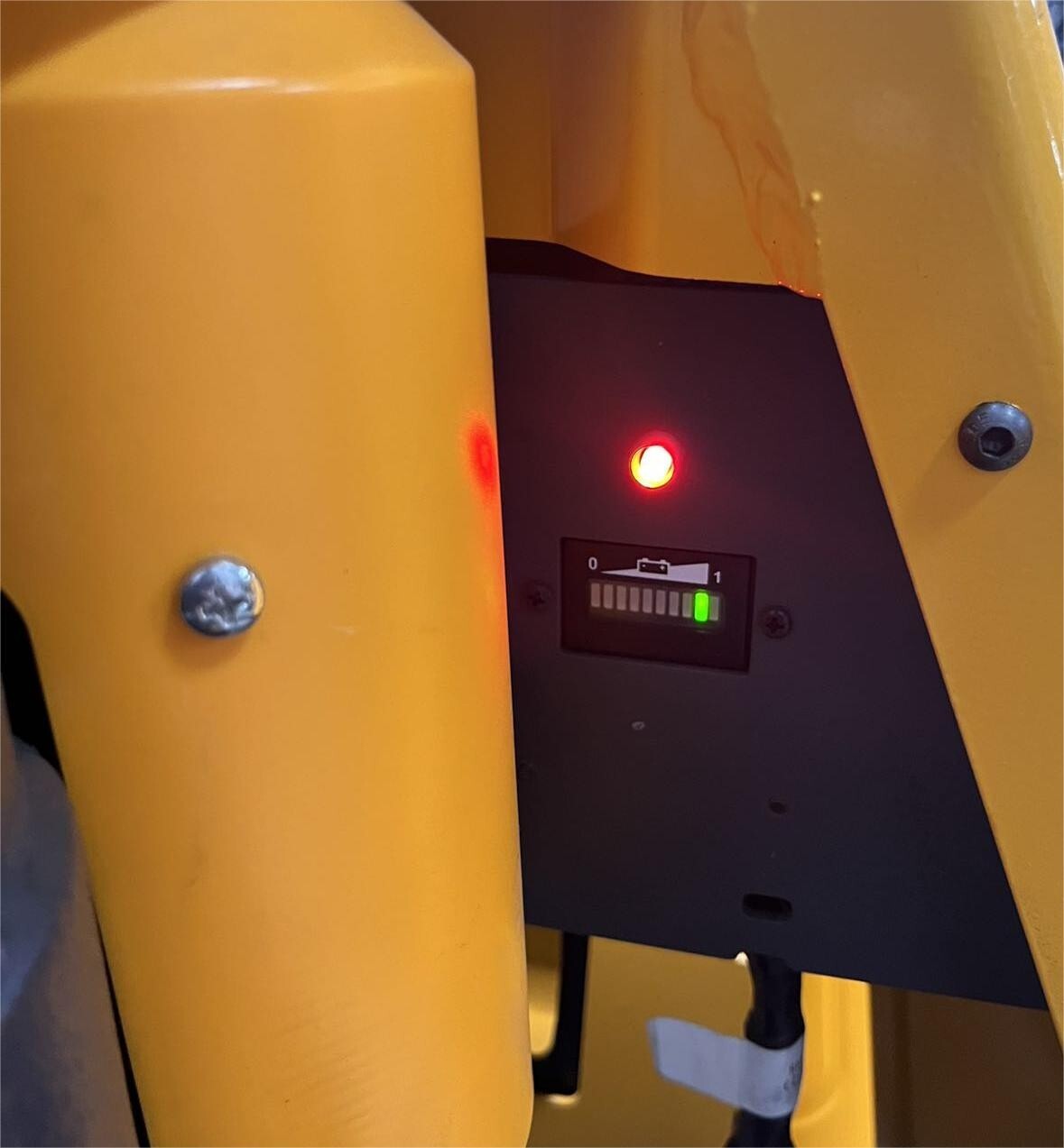 APOLLOLIFT Electric 24V Lithium Battery Pallet Jack Truck 3300lb W/ 48"X27" Fork