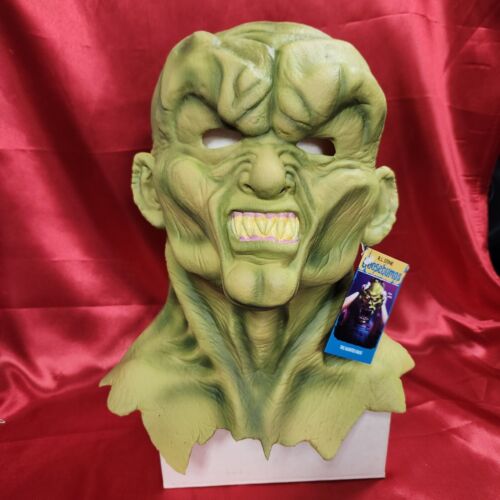 GOOSEBUMPS - HAUNTED MASK From Trick or Treat Studios