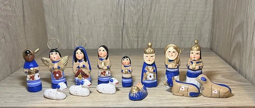 Vintage Nativity Scene Mexican Folk Art Pottery Set Of 14