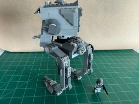 LEGO Star Wars 7657 AT-ST from 2007 &mdash; USED, 100% Complete w/ Set and Minifugure