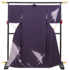 Semi-formal Kimono Lined Pure Silk Embroidery Floral Motifs Made in Japan