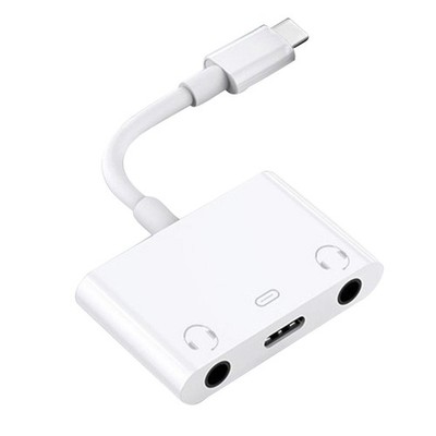Type-C Sound Card USB 3.5mm Audio Earphone Speaker Mic Live-Streaming Adapter