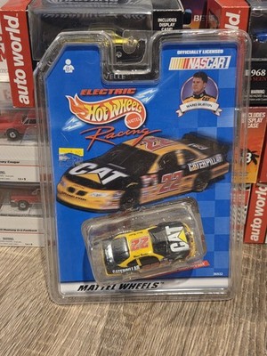 Electric Hot Wheels Racing 36932 Ward Burton 22 CATerpillar HO Slot Car NEW