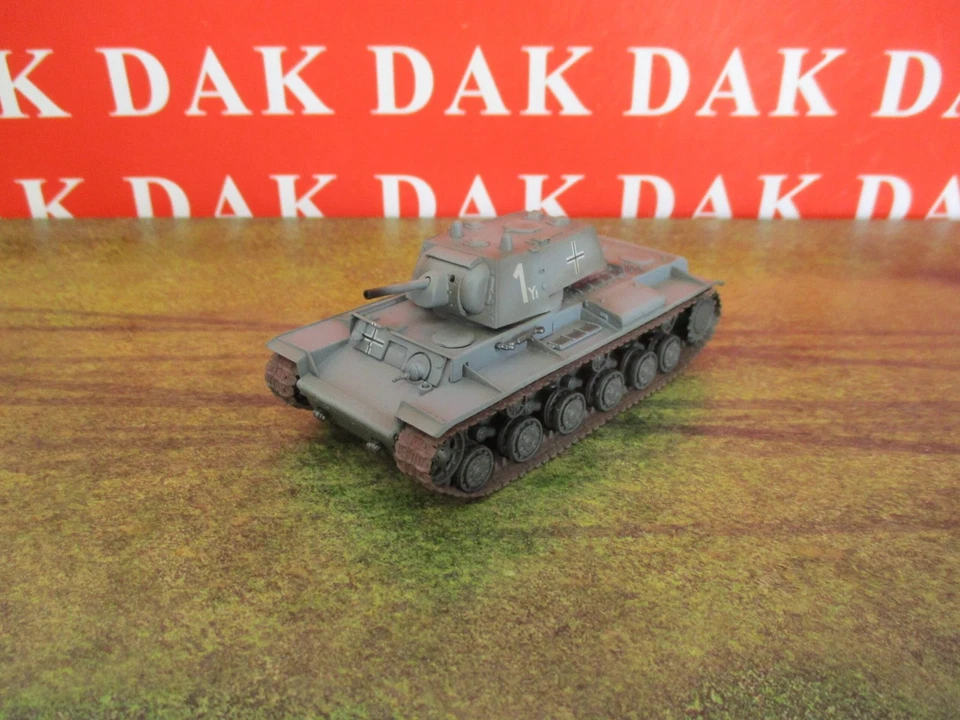 1/72 Modellino Carro Armato Tank KV-1 Heavy Tank 8th Panzer Div. 1941 Captured - Immagine 3 di 4