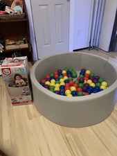 Soft Foam Ball Pit for Toddler Children 35.4" x 11.8" With Balls Included