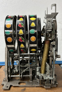 Mills Slot Machine 5 Cent 1 Cherry 2/5 Payout  Mech