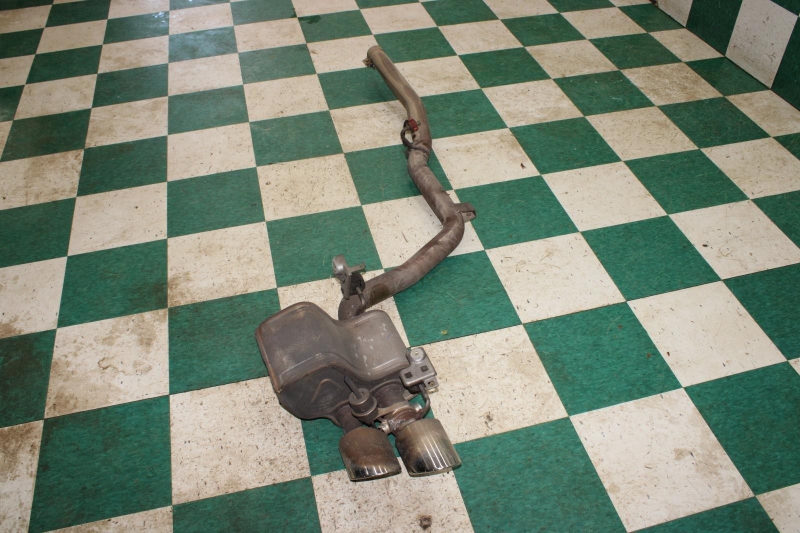 14-17 GHIBLI Right RH Passenger Side Exhaust System Pipe Muffler Unit Factory OE