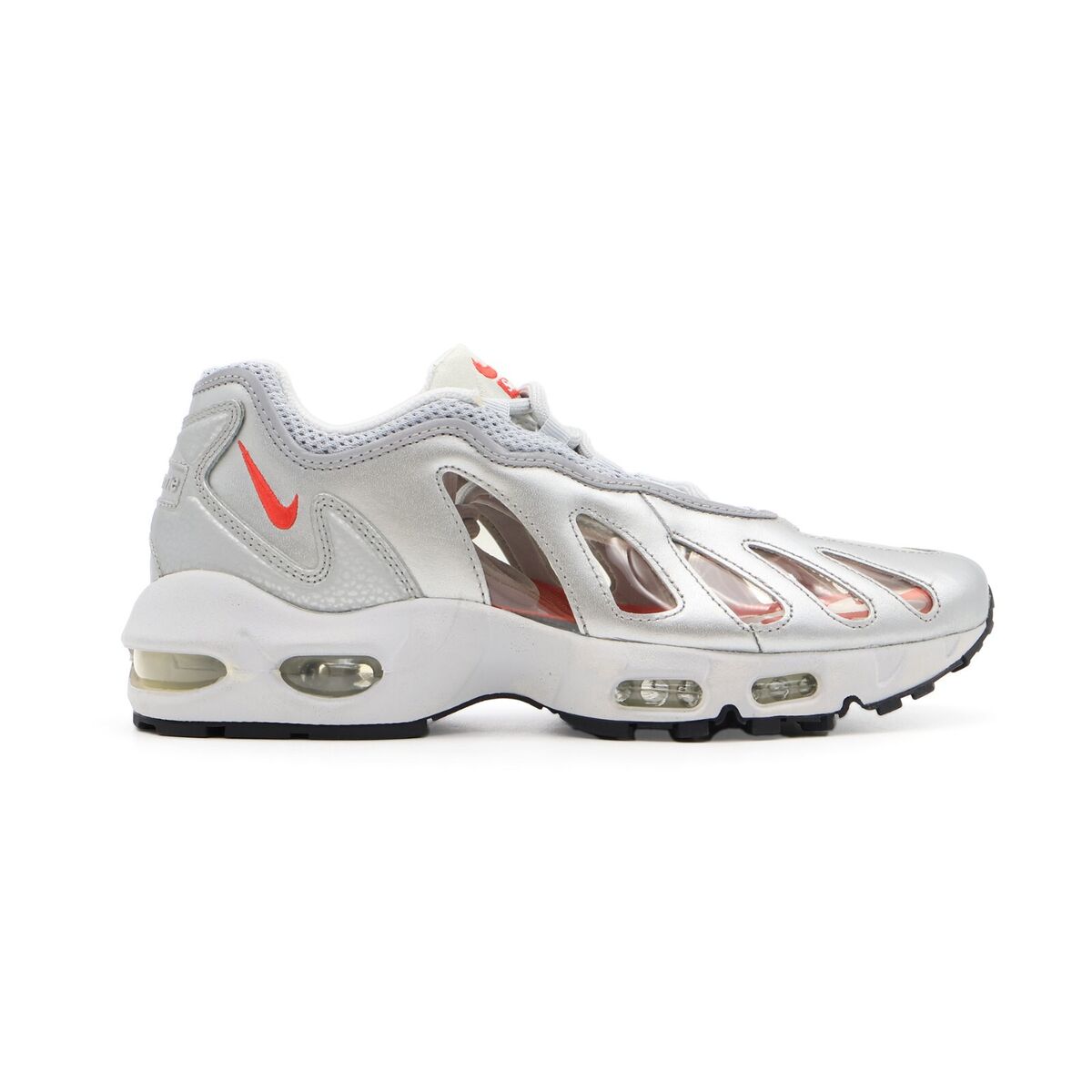 CV7652-001 Nike Air Max 96 Supreme Metallic Silver Bullet CV7652-001 Nike Air Max 96 Supreme Metallic Silver Bullet