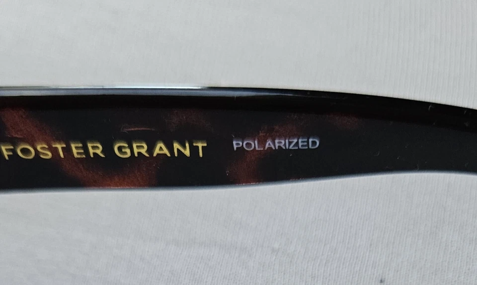 Gafas de sol Foster Grant polarizadas marco tortuga/lentes negras excelente estado Foto 4 de 4