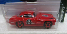 Hot Wheels 2022 Mercedes-Benz 300 SL #27/250