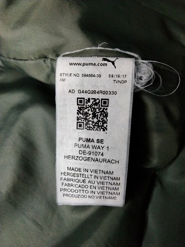 Puma SE, Puma Way Jacket. Size : Large, Green, With Right Pocket Sleeve. - Picture 16 of 18