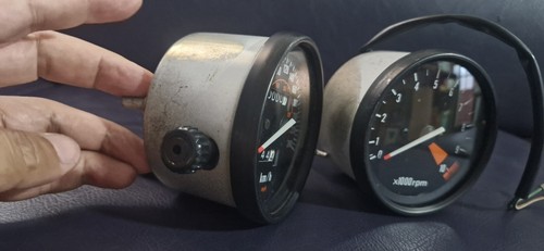 Honda Magna Gauge Tachometer Speedometer 1 pair GENUINE NOS JP - Picture 4 of 12