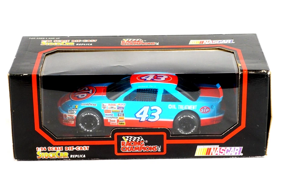 Richard Petty 1991 1:24 diecast NASCAR Stock Car réplica Racing Champions 09050 Foto 2 de 4