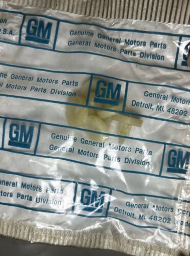 NOS GM 1970-1981 Pontiac, Buick Engine Valve Rocker Arm Retainers (5) #1234424