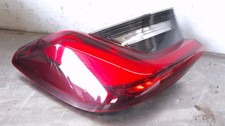 Heckleuchte aussen komplett L BMW 320d Touring Aut. G20 / G21 2020-