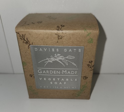 Vintage Davies Gate Garden Made Soap 1oz - France - NIP - Veggie Soap Bar