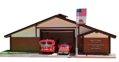 NOTFALL! Fire Station 51 Diorama LACoFD Los Angeles County Department Bausatz 1:87 - Bild 3 von 3