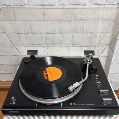 Victor QL-F4 Direct Drive Full Automatic Record Player with Needle, , 33/45 RPM,