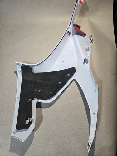 Capot de carénage supérieur droit 18 19 20 21 22 23 Ducati Panigale V2 #154 - Photo 9/15