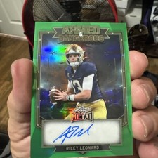 2026 Leaf Metal Riley Leonard Armed & Dangerous Auto 1/3 ND Fighting Irish
