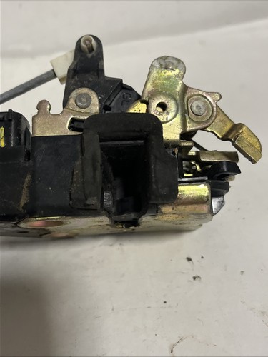 2005-2010 Chrysler 300 06-08 Magnum Front Left Driver Door Lock Latch Actuator - Picture 3 of 7