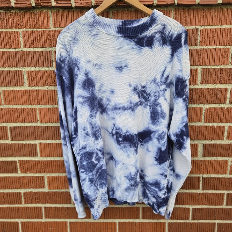 Urban Outfitters Large Space Dye Knit Crew Neck Sweater Blue And White Causal - Image 3 of 4