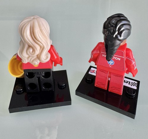 F1 minifigura Lewis Hamilton and his assistant Angela Cullen in Ferrari - Picture 2 of 5