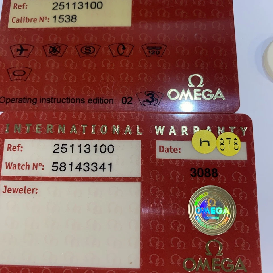 Juego de tarjetas de reloj pulsera de cuarzo Omega Cal 1538 vintage raro sin fecha en blanco Foto 4 de 4