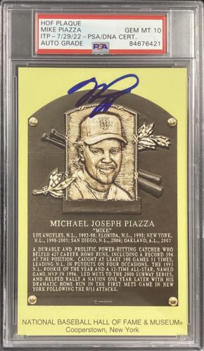 Mike Piazza Signed Gold HOF Plaque Postcard Yellow NY Mets PSA/DNA Auto Gem 10 - Picture 1 of 3