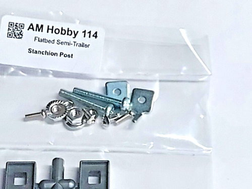 Tamiya 1/14 56306 Flatbed Flatbed Semi-Trailer, Pair of Stanchion Posts & Chain - Picture 3 of 7